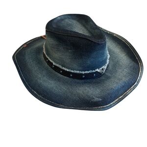 Bullhide Denim Cowboy Hat Women’s L Silver Wings Blue